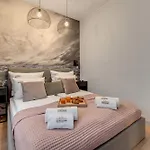 Deo Plaza Boutique By Downtown 4*