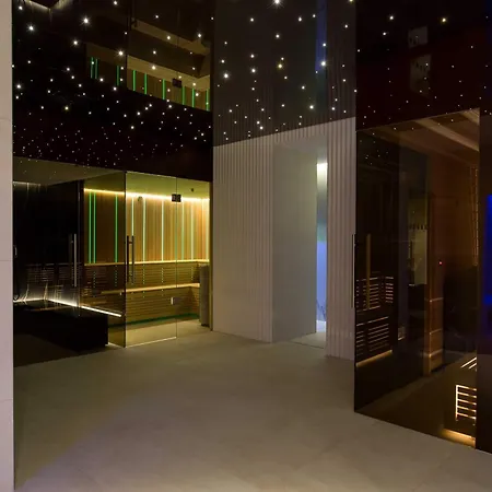 Deo Plaza Boutique By Downtown 4* 그단스크