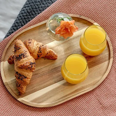 Deo Plaza Boutique By Downtown 4*