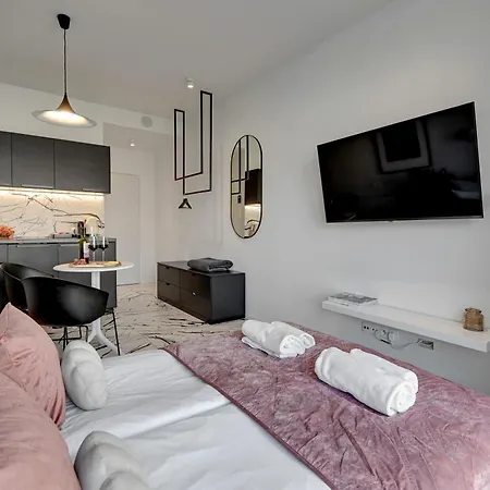 Apartahotel Deo Plaza Boutique By Downtown