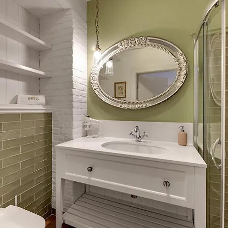 Deo Plaza Boutique By Downtown Aparthotel 4*