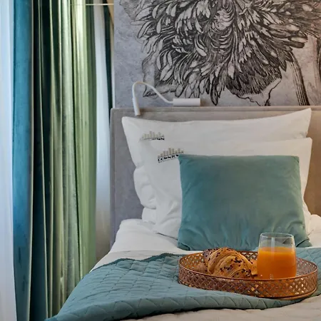 Aparthotel Deo Plaza Boutique By Downtown 4*