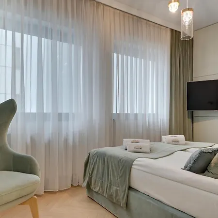 Aparthotel Deo Plaza Boutique By Downtown