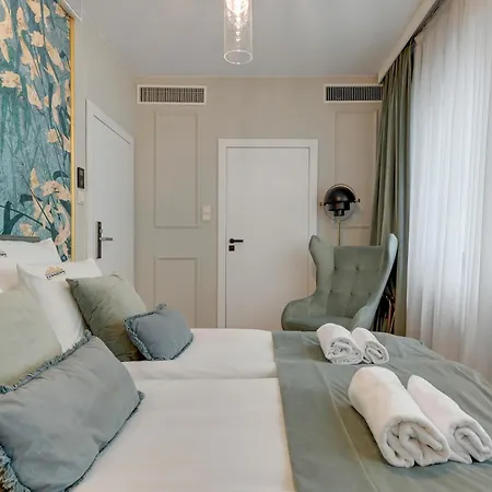 Aparthotel Deo Plaza Boutique By Downtown Danzica